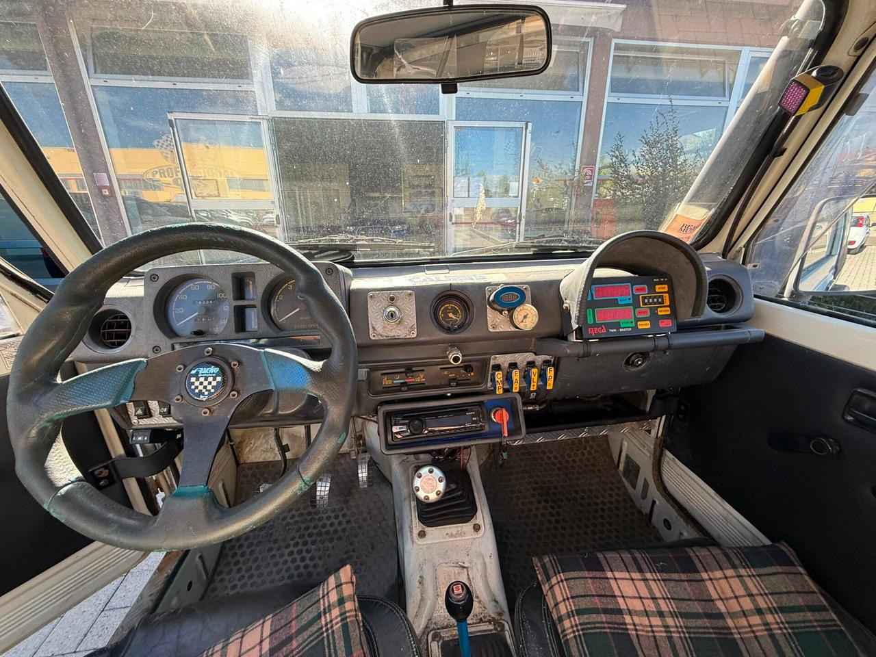 Suzuki SJ 413 SJ413 Cabriolet De Luxe