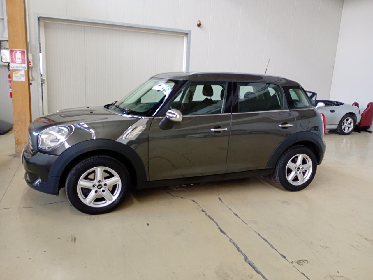 Mini One Countryman 1.6 - NEOPATENTATI -