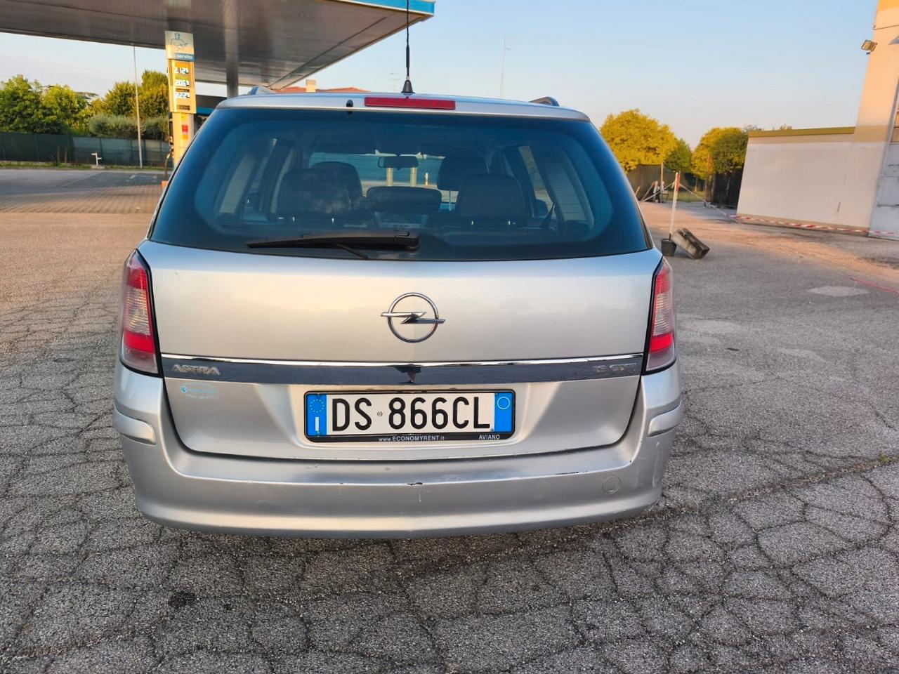 Opel Astra 1.9 CDTI automatico Accetto Permute