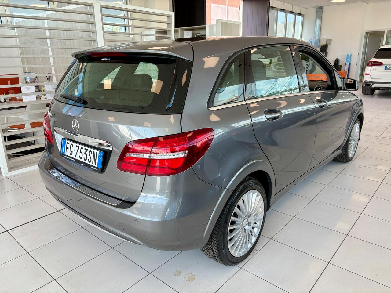 Mercedes-benz B 200 c Sport