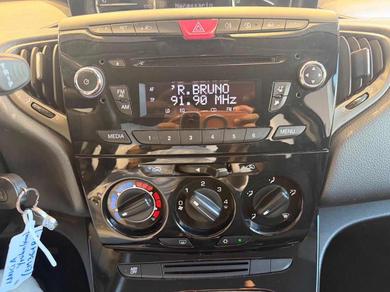 Lancia Ypsilon 1.2 69 CV 5 porte S&S Platinum
