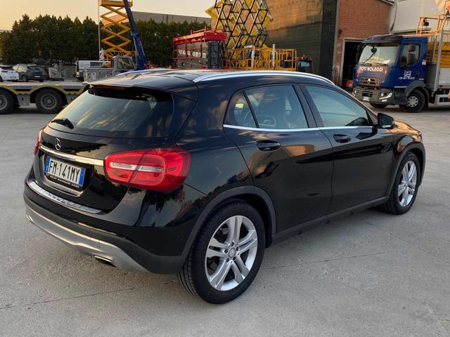 MERCEDES-BENZ GLA 180 Sport
