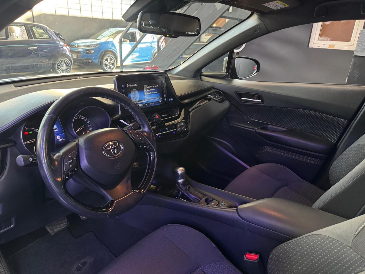 Toyota C-HR 1.8 Hybrid E-CVT – Anno 2019 – 108.000 km