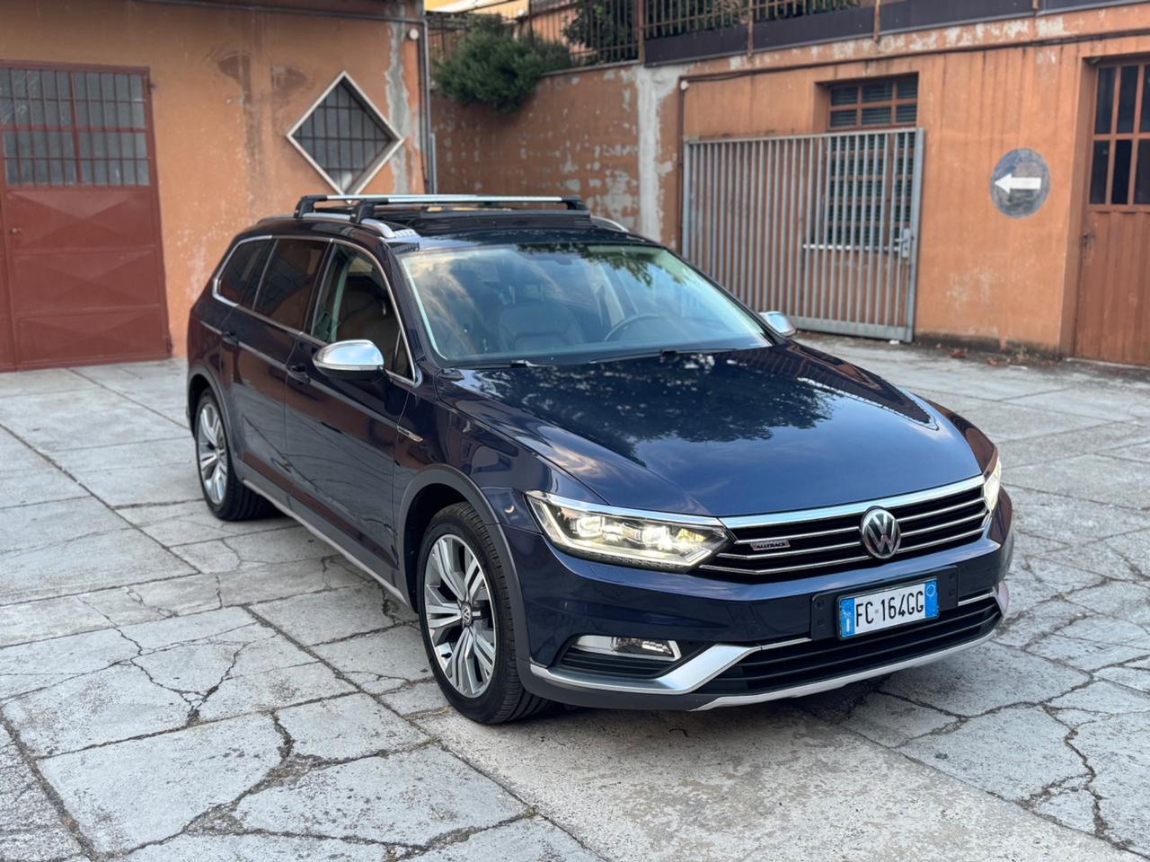 Volkswagen Passat 2.0 TDI 4MOTION Business BlueMotion Technology