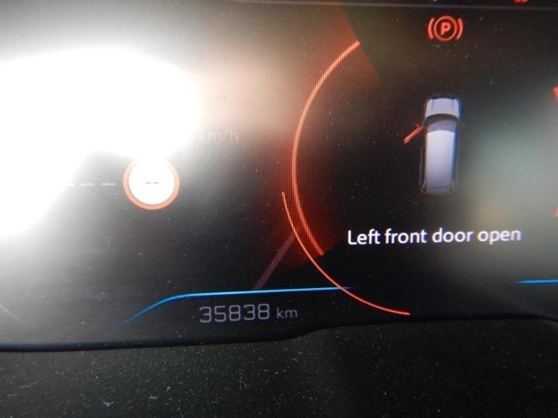 PEUGEOT 5008 1.5 BLUEHDI 131CV EAT8 SeS 7POSTI ALLURE PACK ( FARI LED - I-COCKPIT - NAVI - MIRROR - PDC - CERCHI 17 )