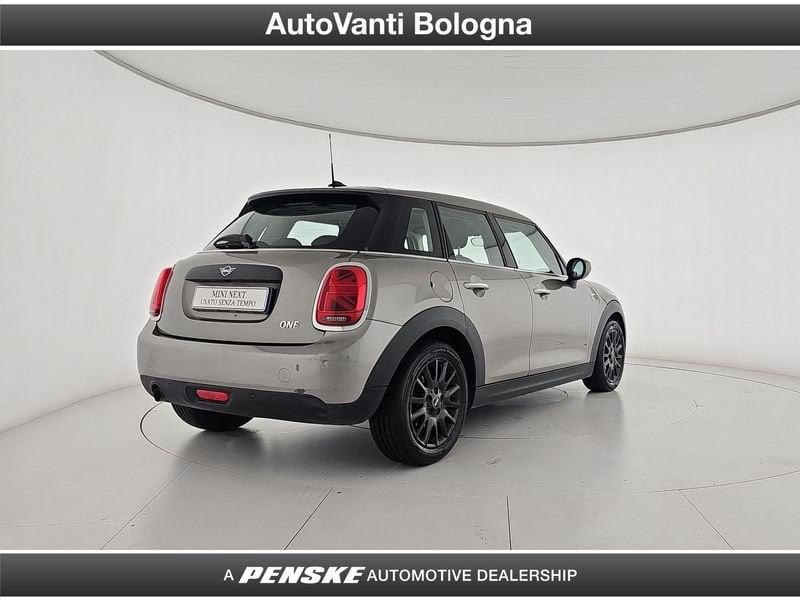MINI Mini 5 porte Mini 5p 1.5 One Baker Street 75cv