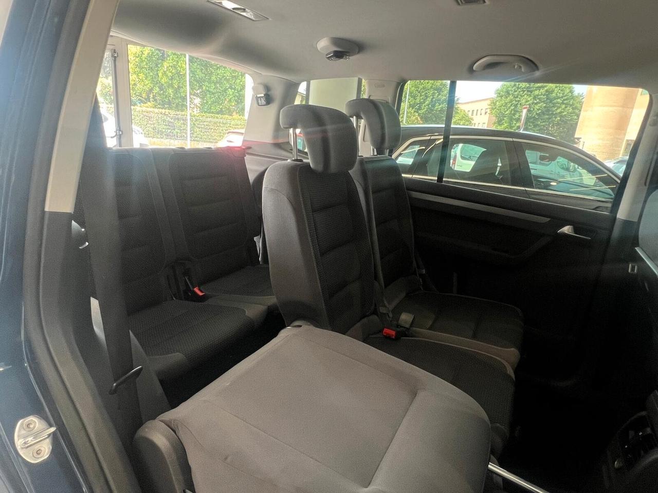 Volkswagen Touran 1.6 TDI DSG Comfortline
