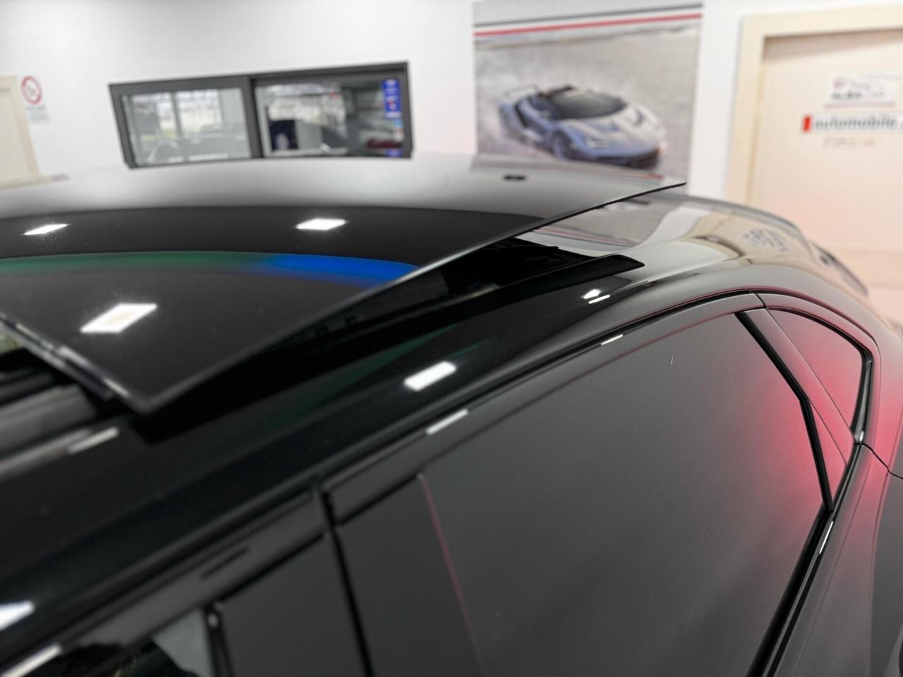 Audi Q3 35 TDI S tronic Identity Black