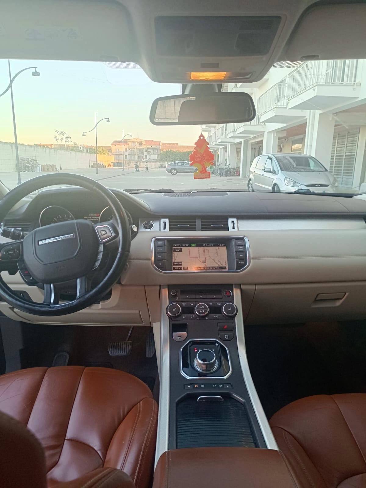 Land Rover Range Evoque 2.2 TD4 5p. Prestige