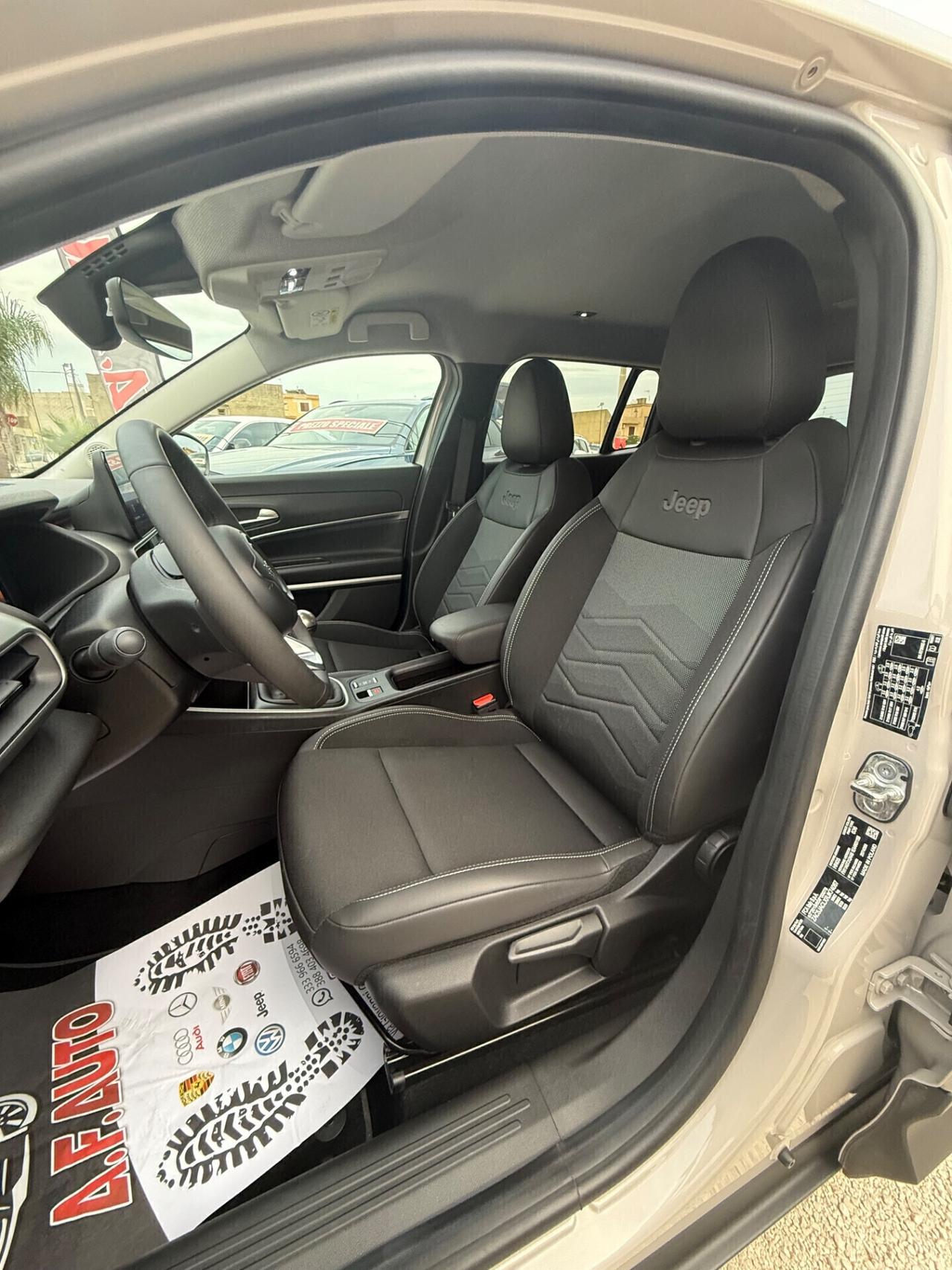 Jeep Avenger 1.2 Turbo 100 CV Summit