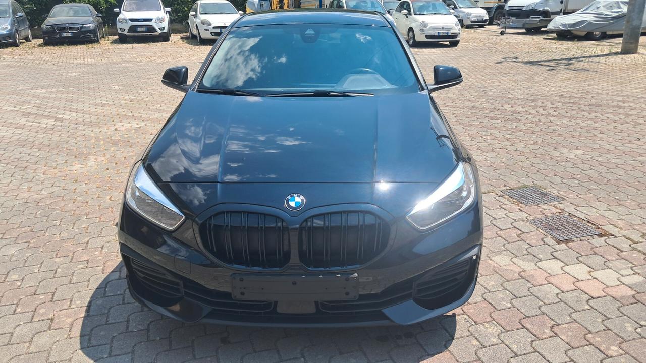 Bmw 116 116i 5p. Advantage SPORT