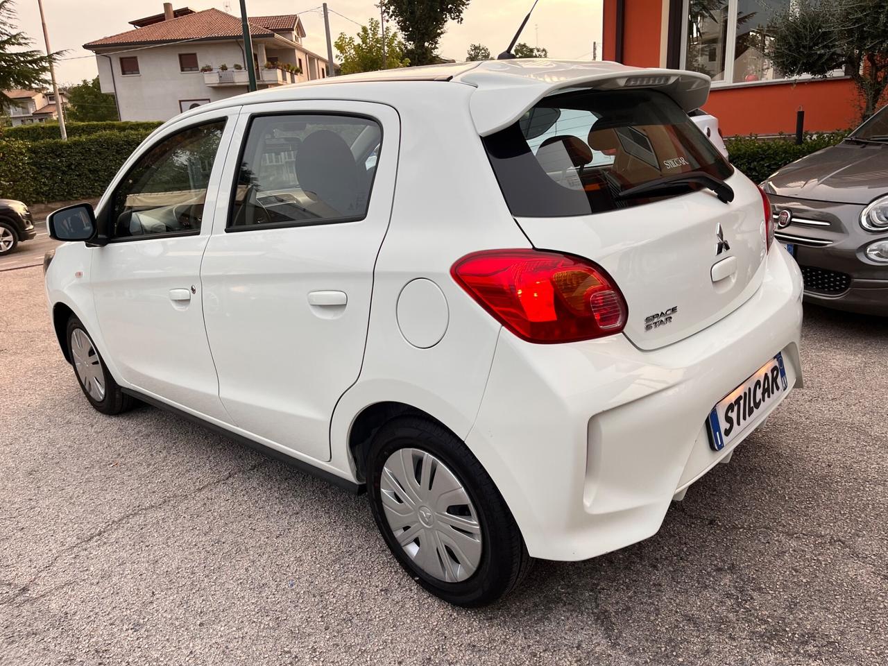 Mitsubishi Space Star 1.2 Benzina Invite