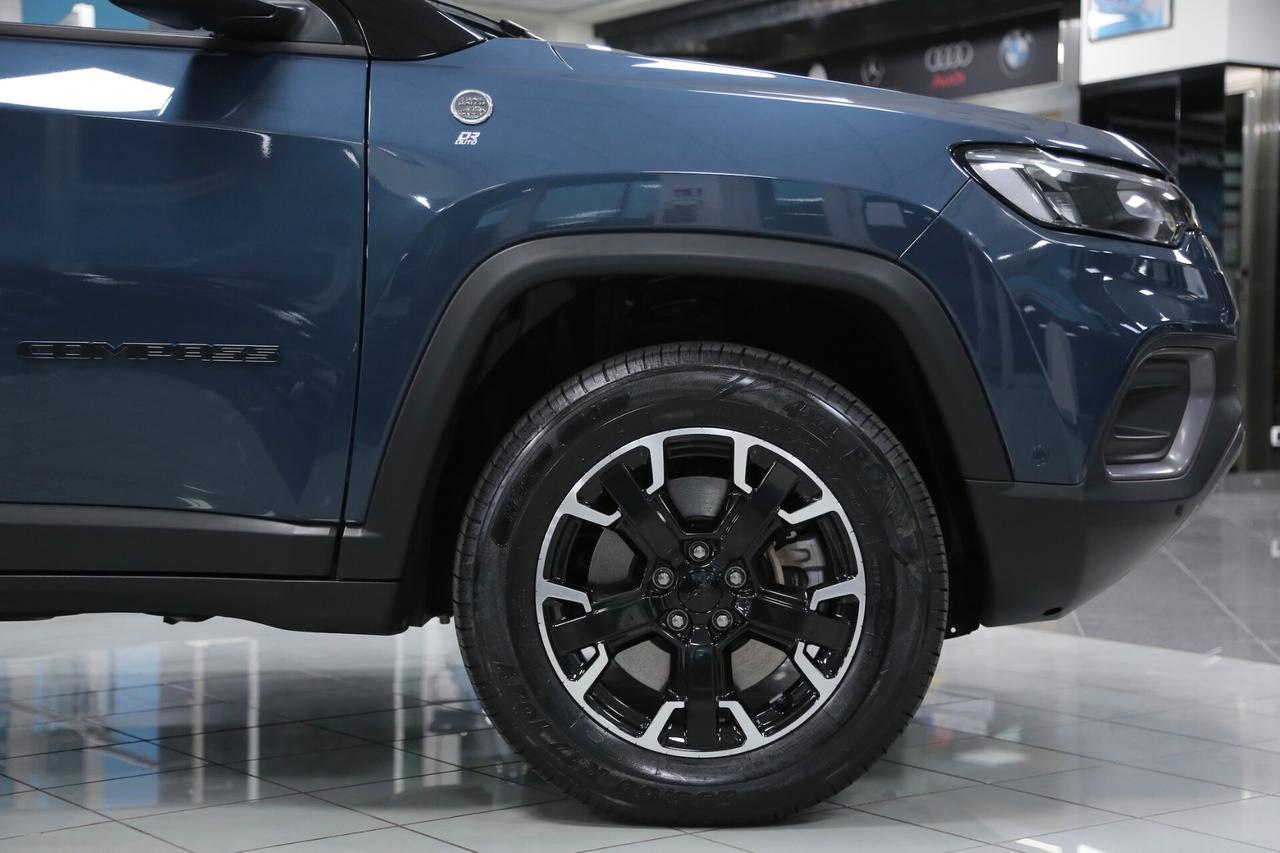 Jeep Compass 1.3 Turbo T4 240 cv PHEV AT6 4xe Trailhawk