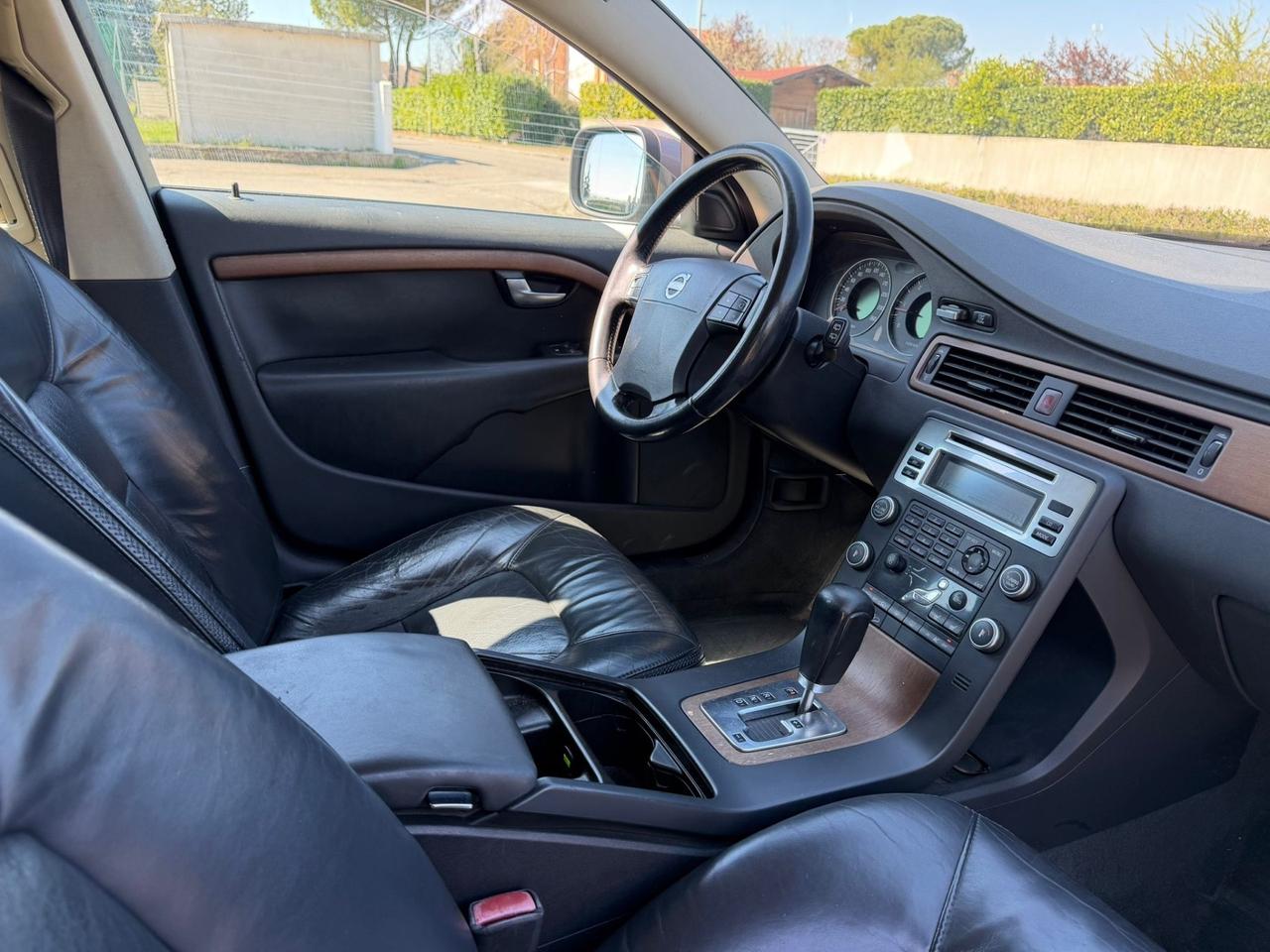 Volvo XC70 D5 AWD Summum