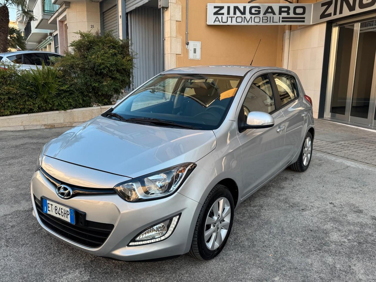 HYUNDAI I20 1.1 CRDI 75 CV. E5 SOUND EDITION PERFETTA