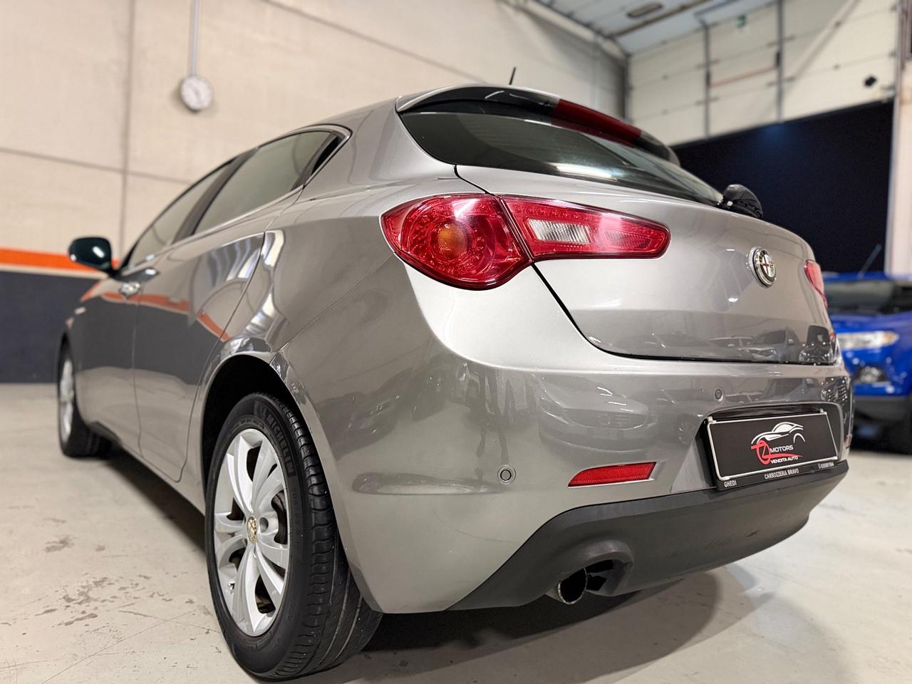 Alfa Romeo Giulietta 1.6 JTDm-2 105 CV Distinctive NEOPATENTATI