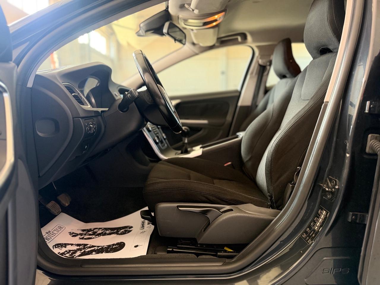 Volvo V60 D3 Momentum