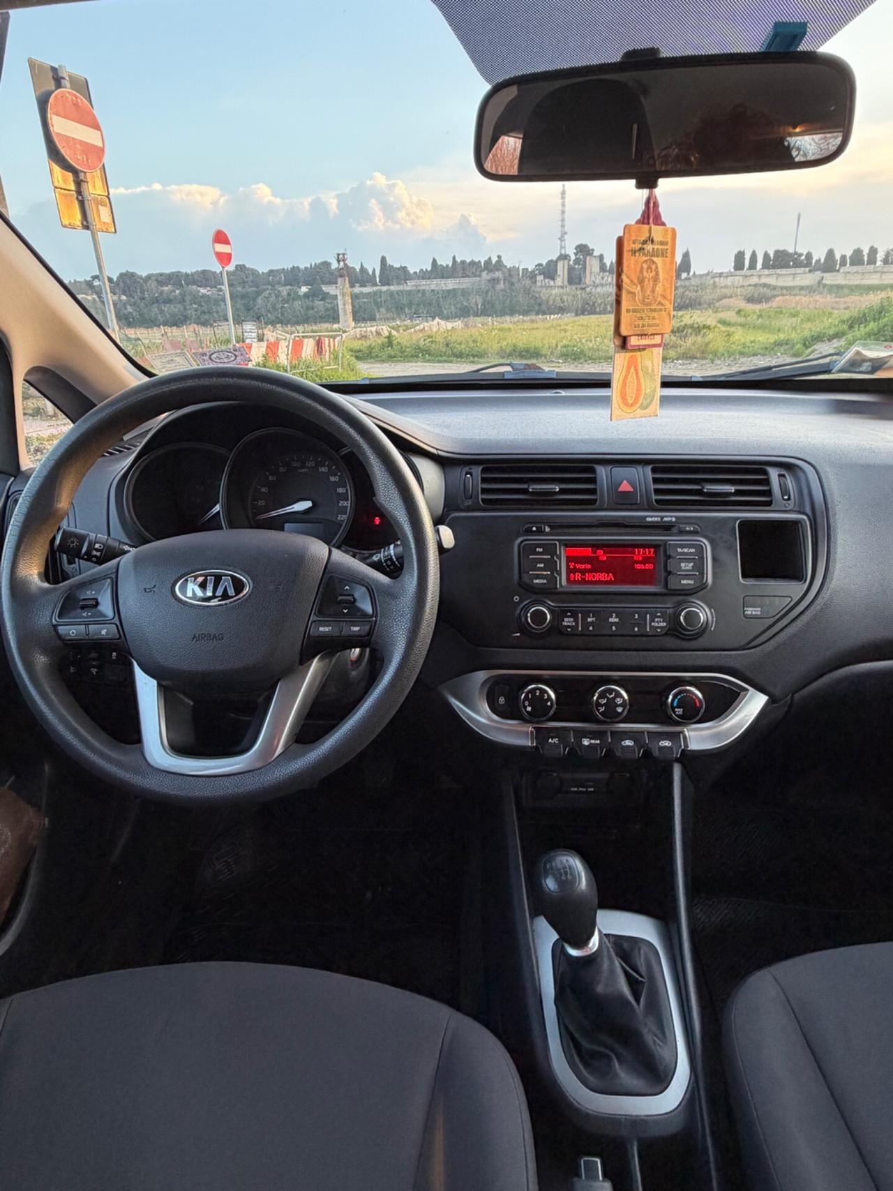 Kia Rio 1.1 CRDi 5p. Cool