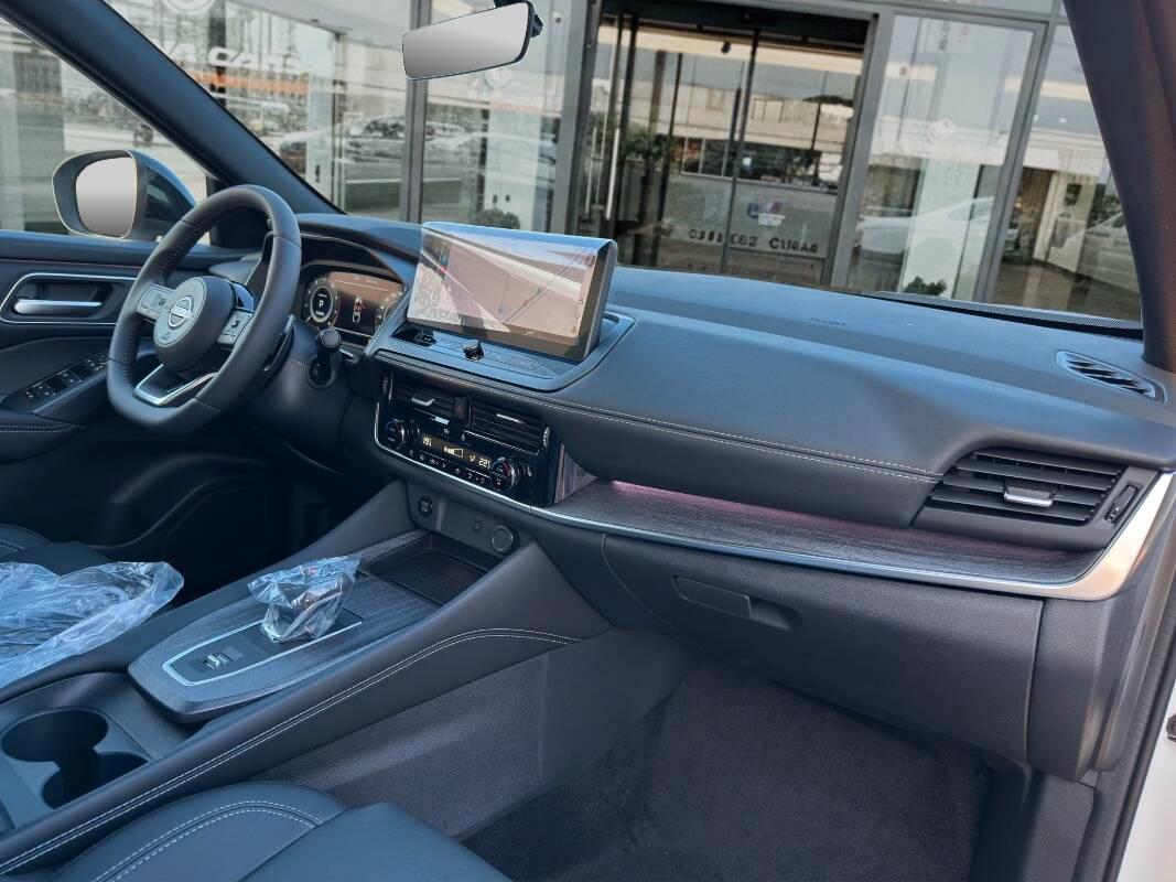 Nissan Qashqai KM0 1.3 mhev Tekna 2wd 158cv AUTO TETTO PANOR