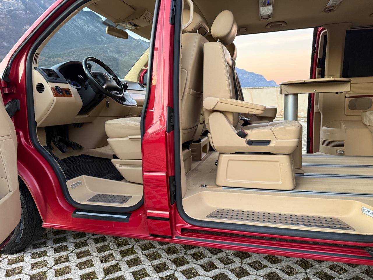 Volkswagen Multivan 2.5 TDI/174CV 4motion Highline