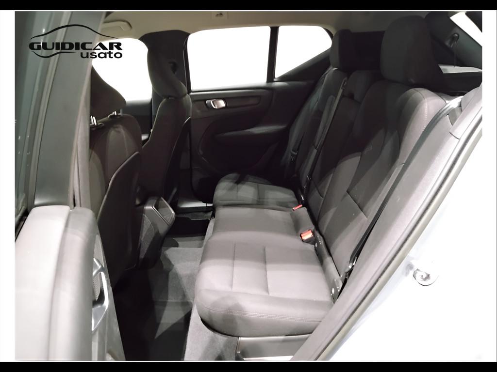 VOLVO XC40 2023 - XC40 1.5 t2 Essential auto