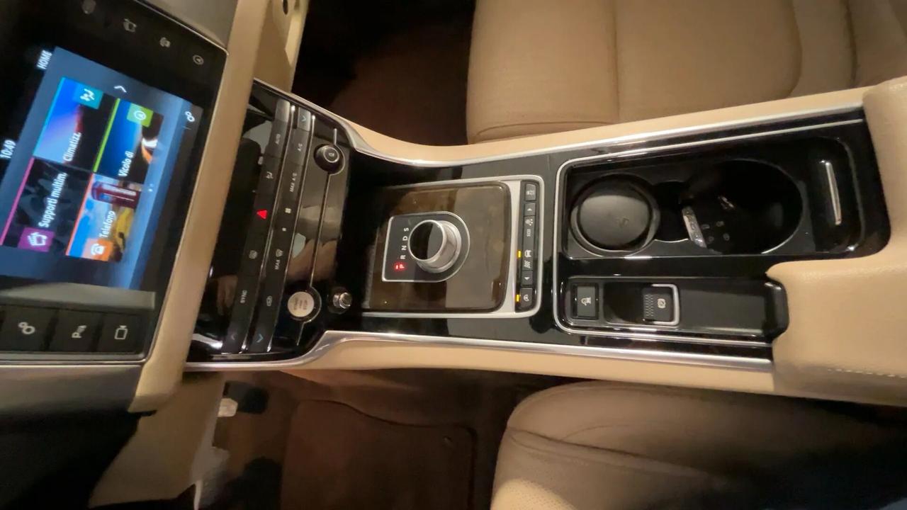 Jaguar XF 2.0 D E-Performance Prestige