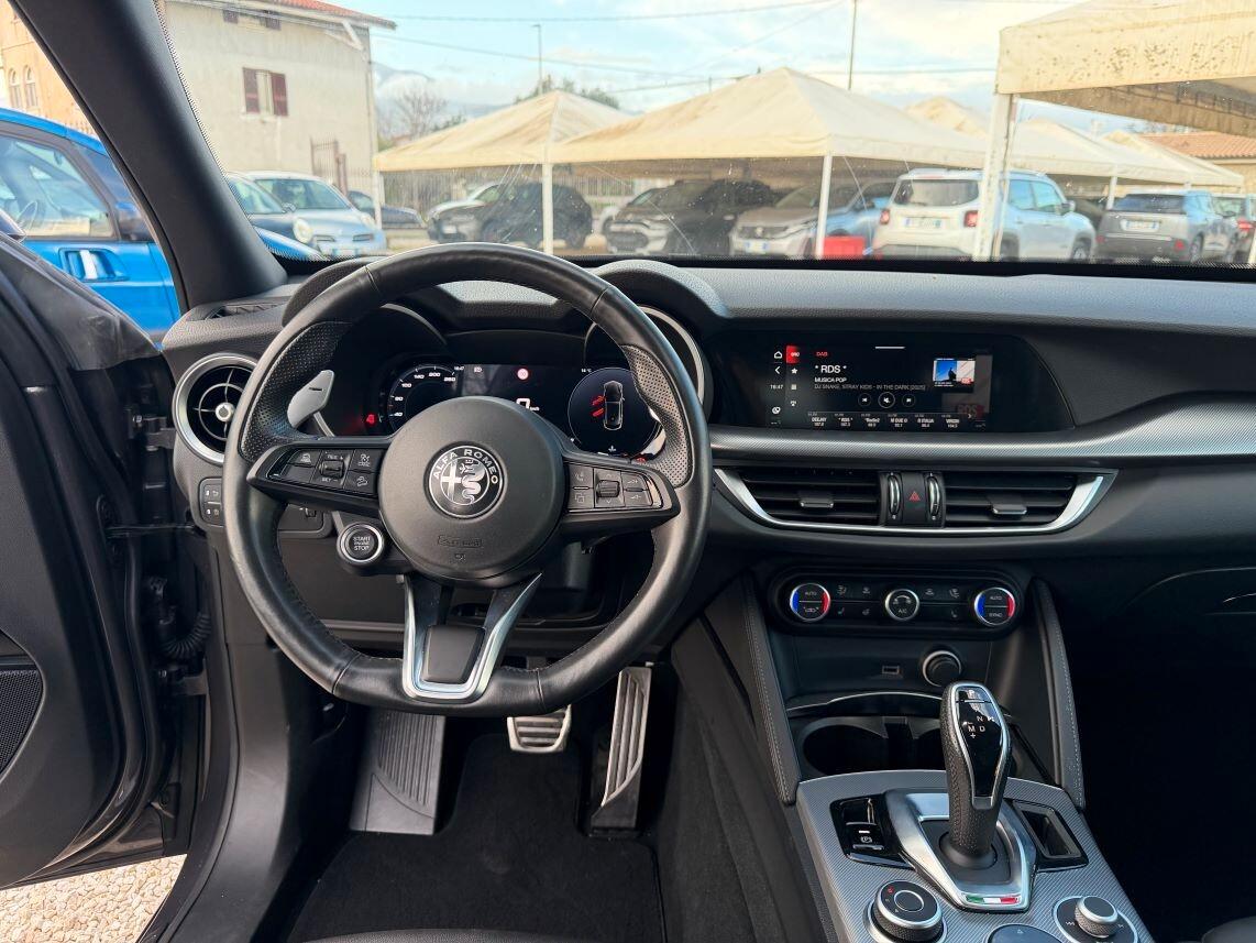 Alfa Romeo Stelvio 2.2 Turbodiesel 210 CV AT8 Q4 Veloce