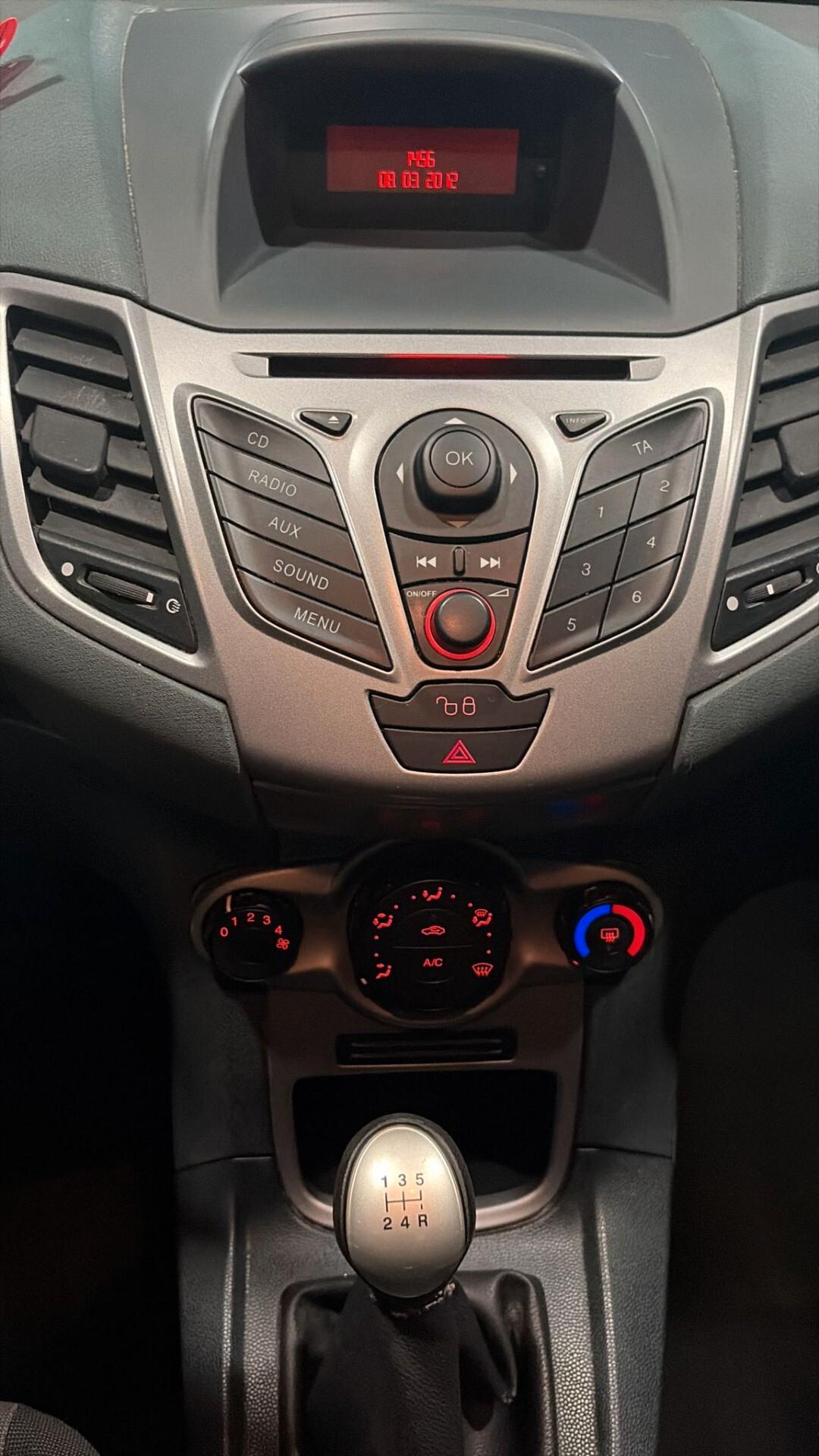 FORD FIESTA DEL 2009 1400 BENZINA GPL FINO AL 2029