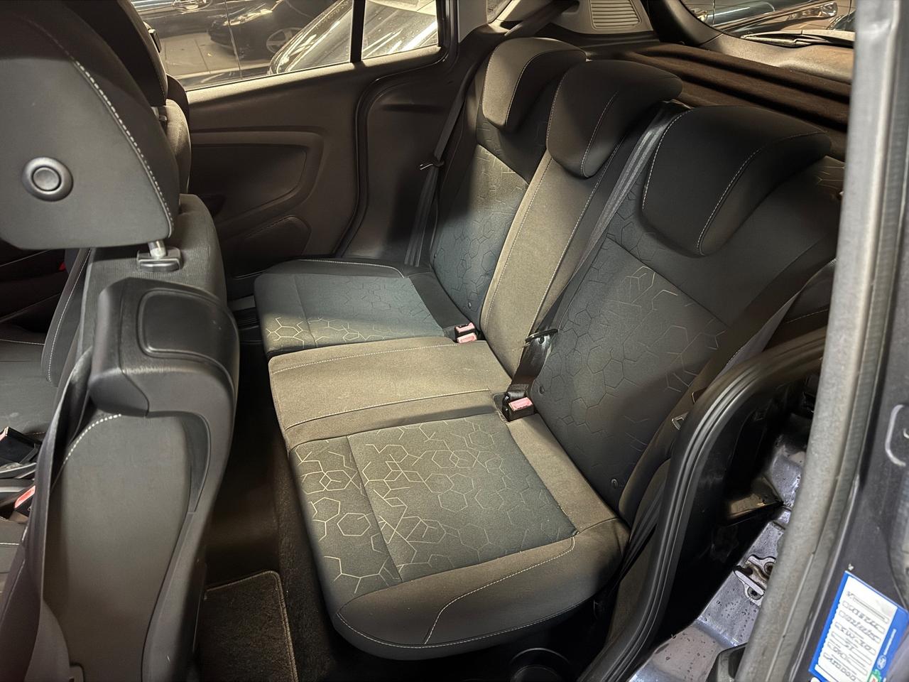 Ford B-Max 1.5 TDCi 75 CV Business Titanium