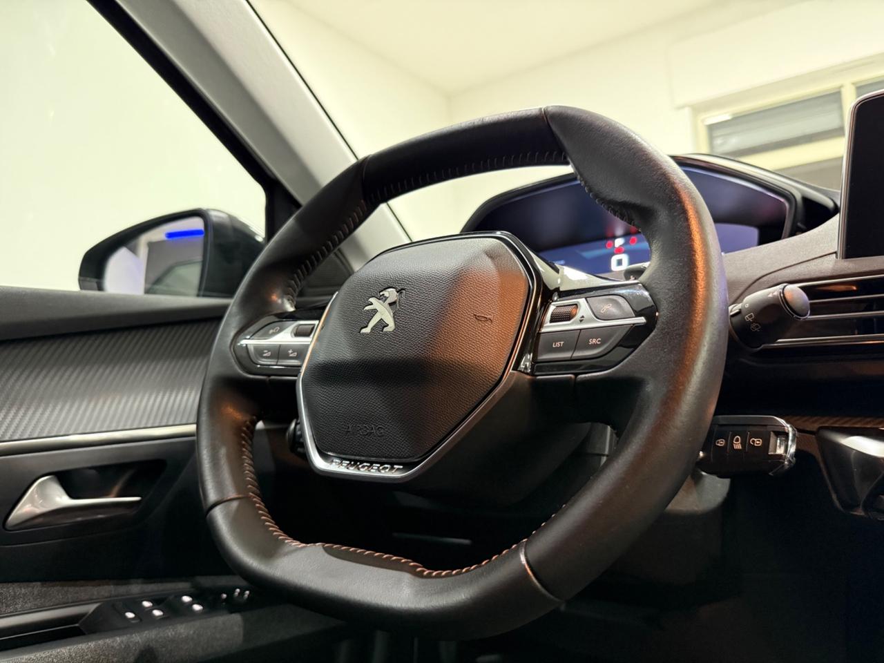 Peugeot 3008 BlueHDi 130 S&S EAT8 Business