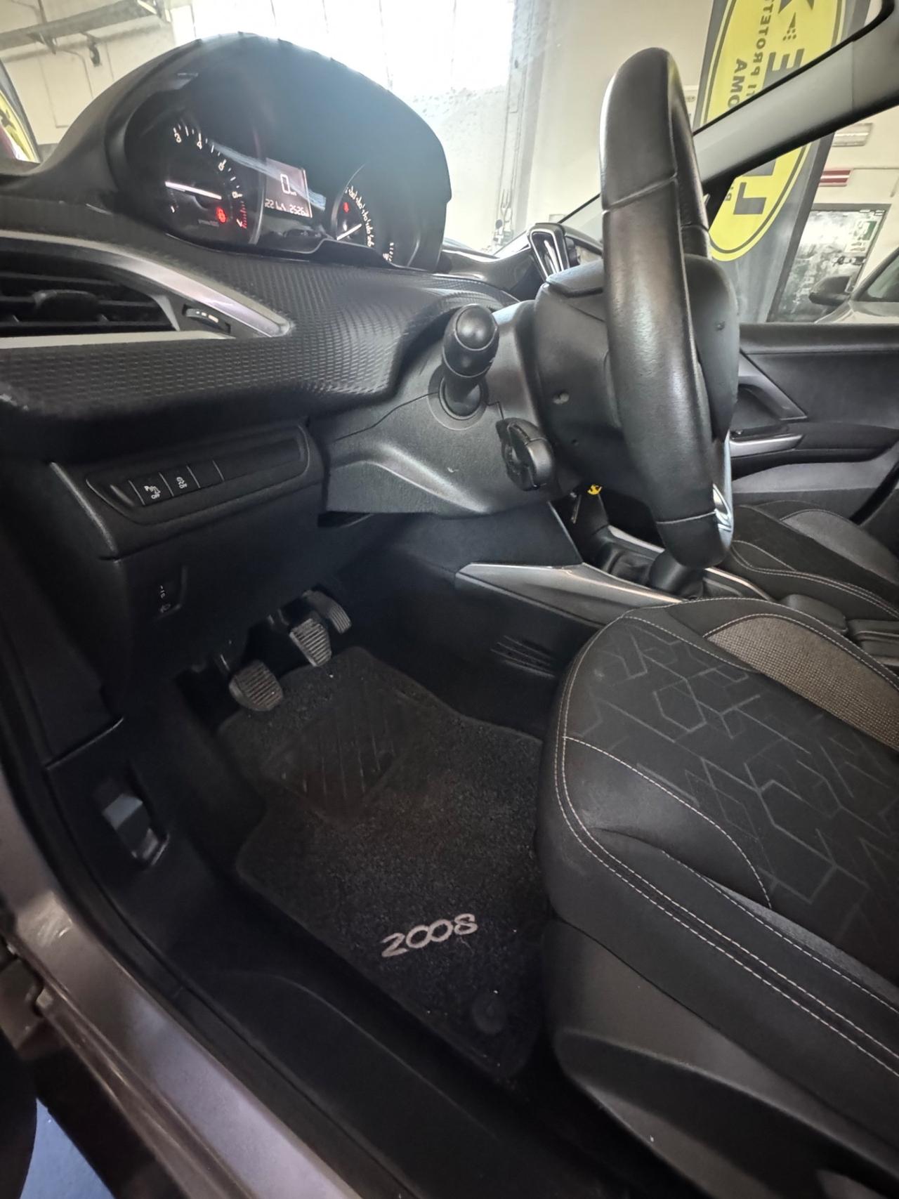 Peugeot 2008 PureTech 82 Access