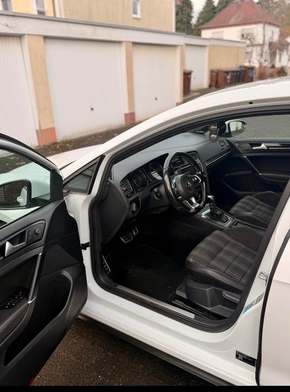 Volkswagen Golf Business GTD 2.0 TDI DSG 5p. 4 Free BlueMotion Tech.