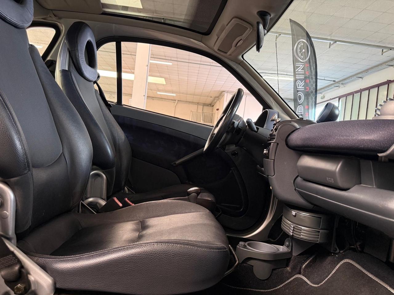 Smart 700 city-coupé pure (45 kW)