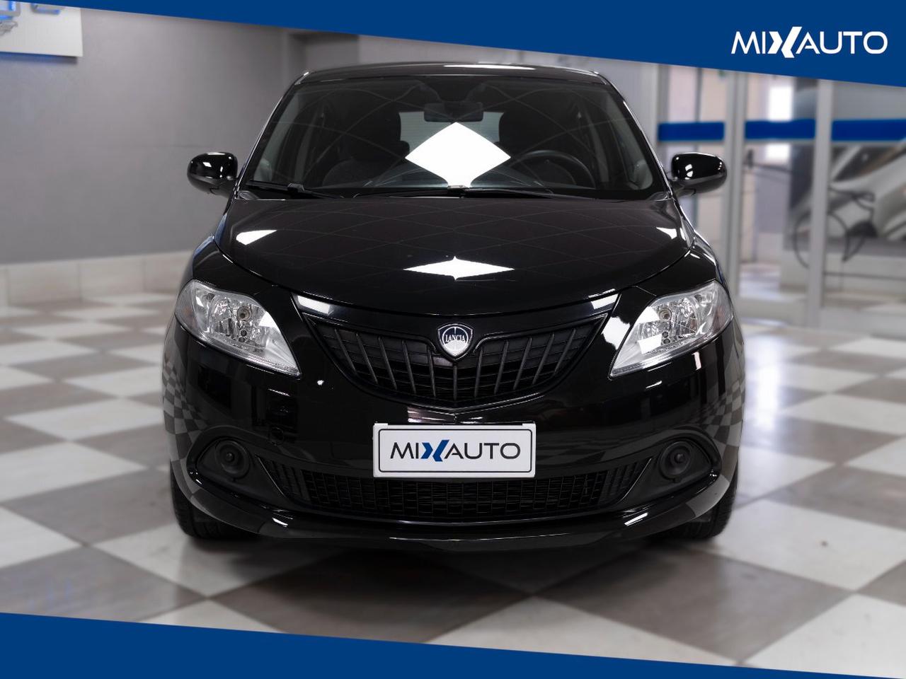 Lancia Ypsilon 1.0 Firefly Hybrid Silver 70CV 5 Porte