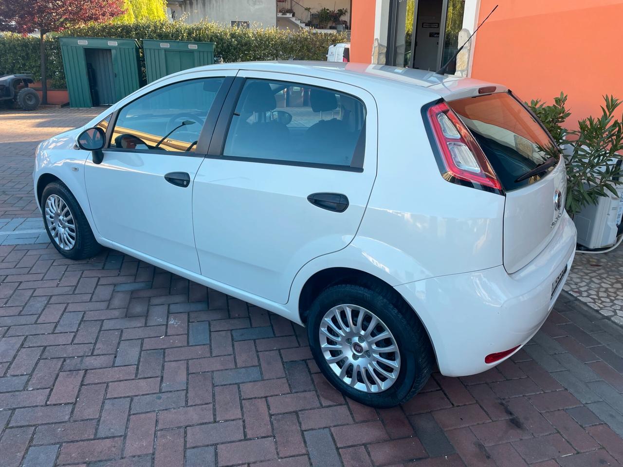 FIAT PUNTO EVO 1,4 GPL
