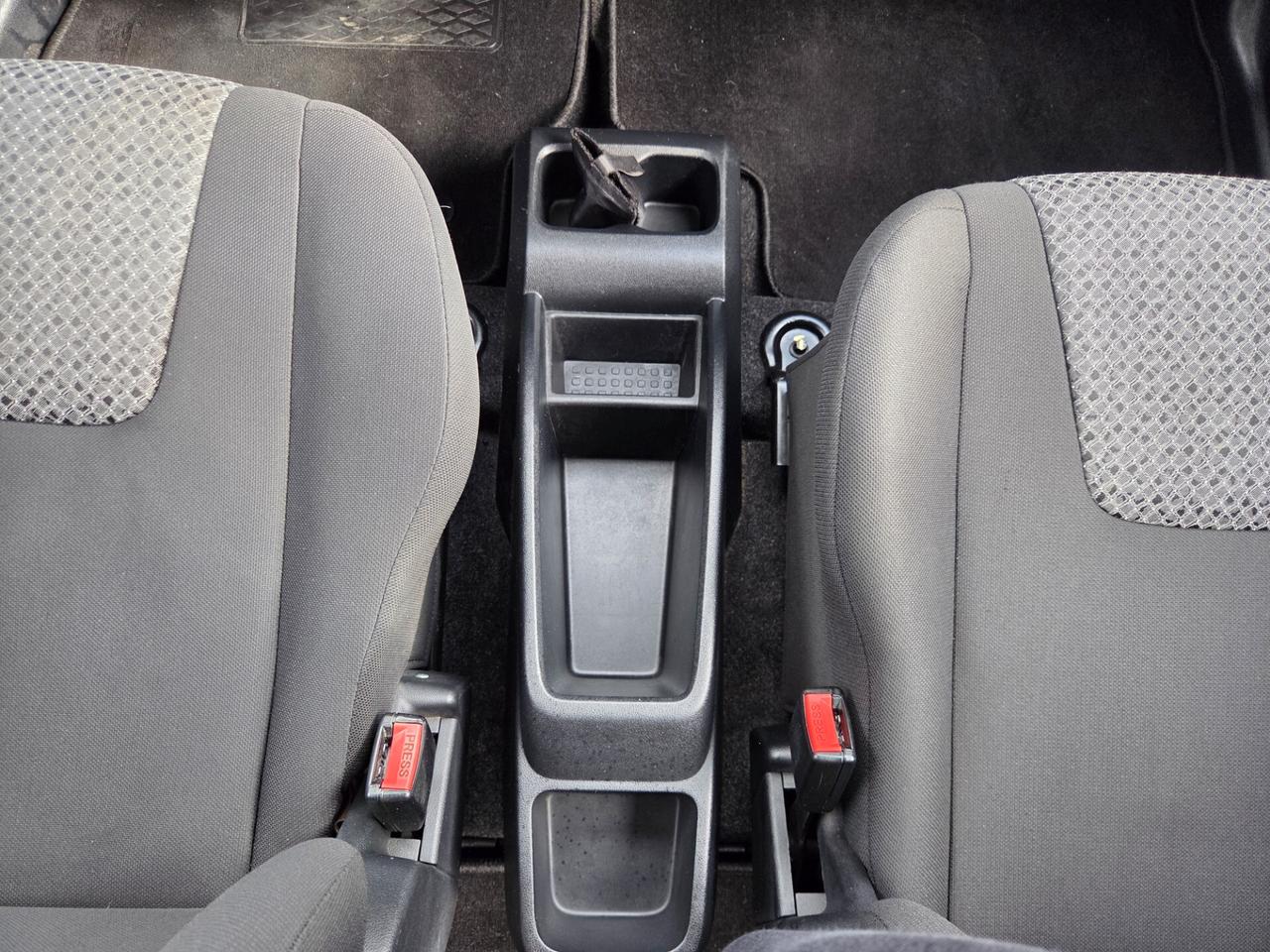 Mahindra KUV100 1.2 VVT 83cv M-Bifuel GPL K8