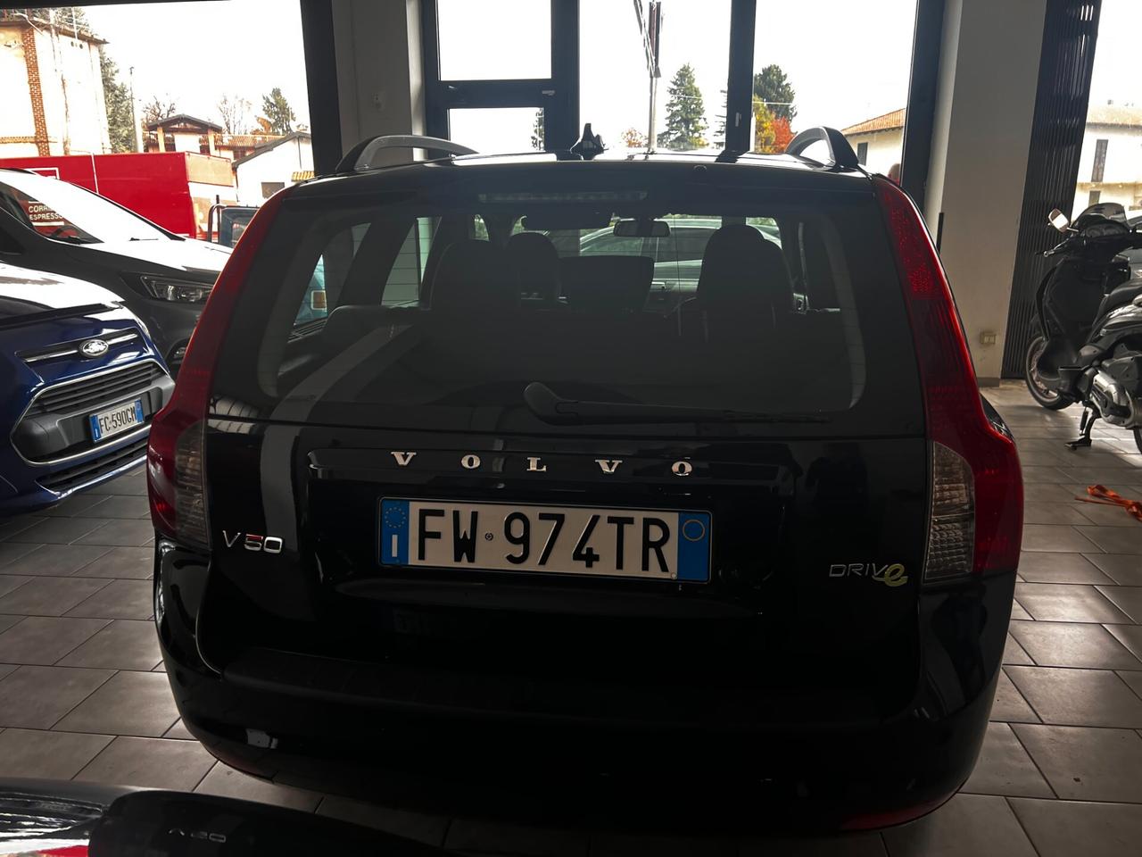 Volvo V50 D2 R-design