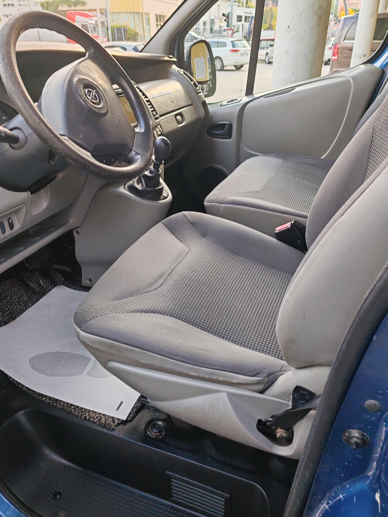 Opel Vivaro 29 2.0 CDTI PC-TN Combi 9 posti