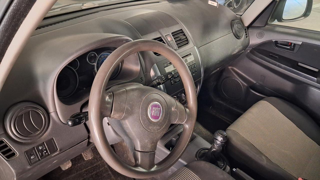 Fiat Sedici 1.6 16V 4x2 Emotion