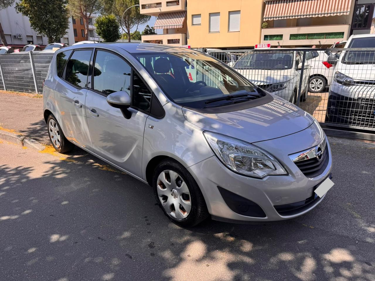 Opel Meriva 1.4 100CV neopaten garanzia 12 mesi