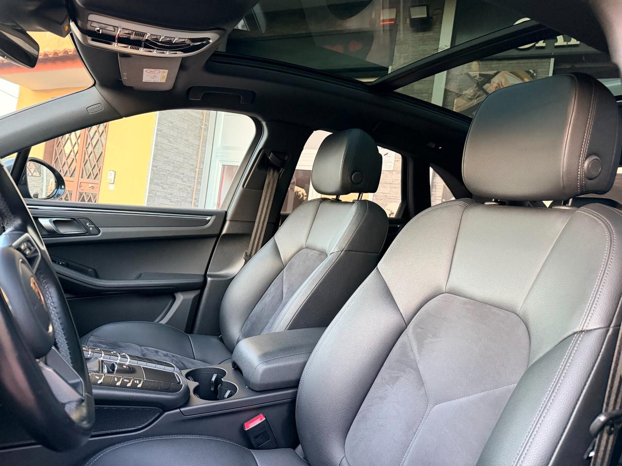 Porsche Macan 2.0 245- 2021-TETTO-FULLED-21^