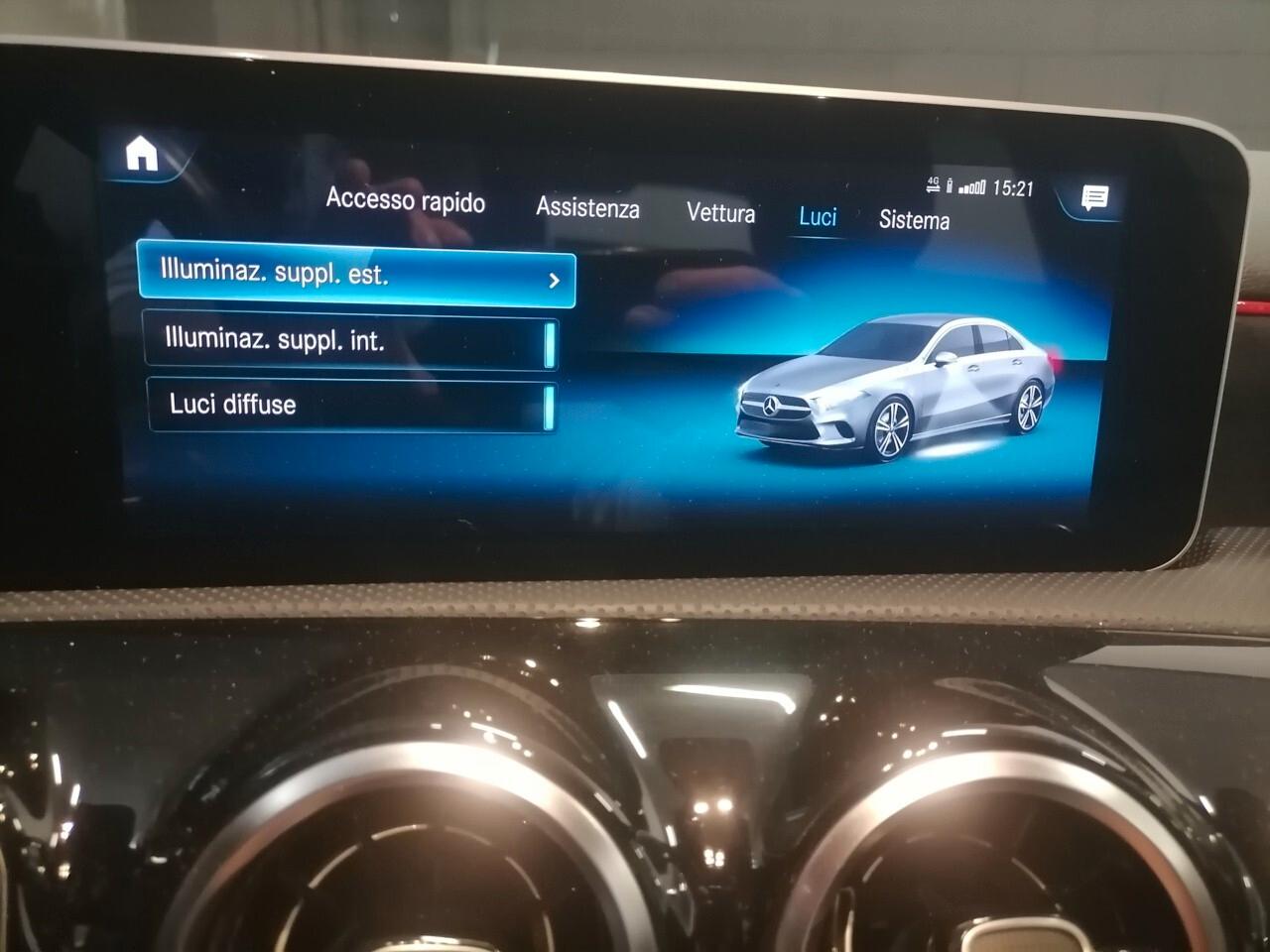 Mercedes-benz A 180 d Automatic Premium Allestimento AMG