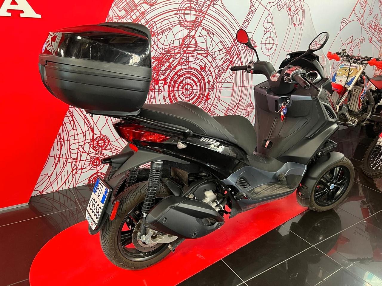 Piaggio MP3 300 ABS Hpe 2023