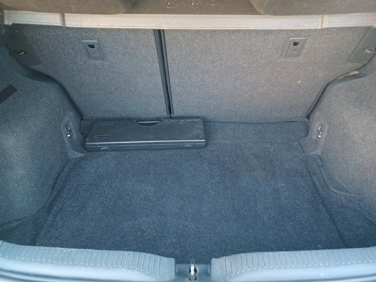 Toyota Auris 1.4 D-4D 5 porte Sol PERFETTA