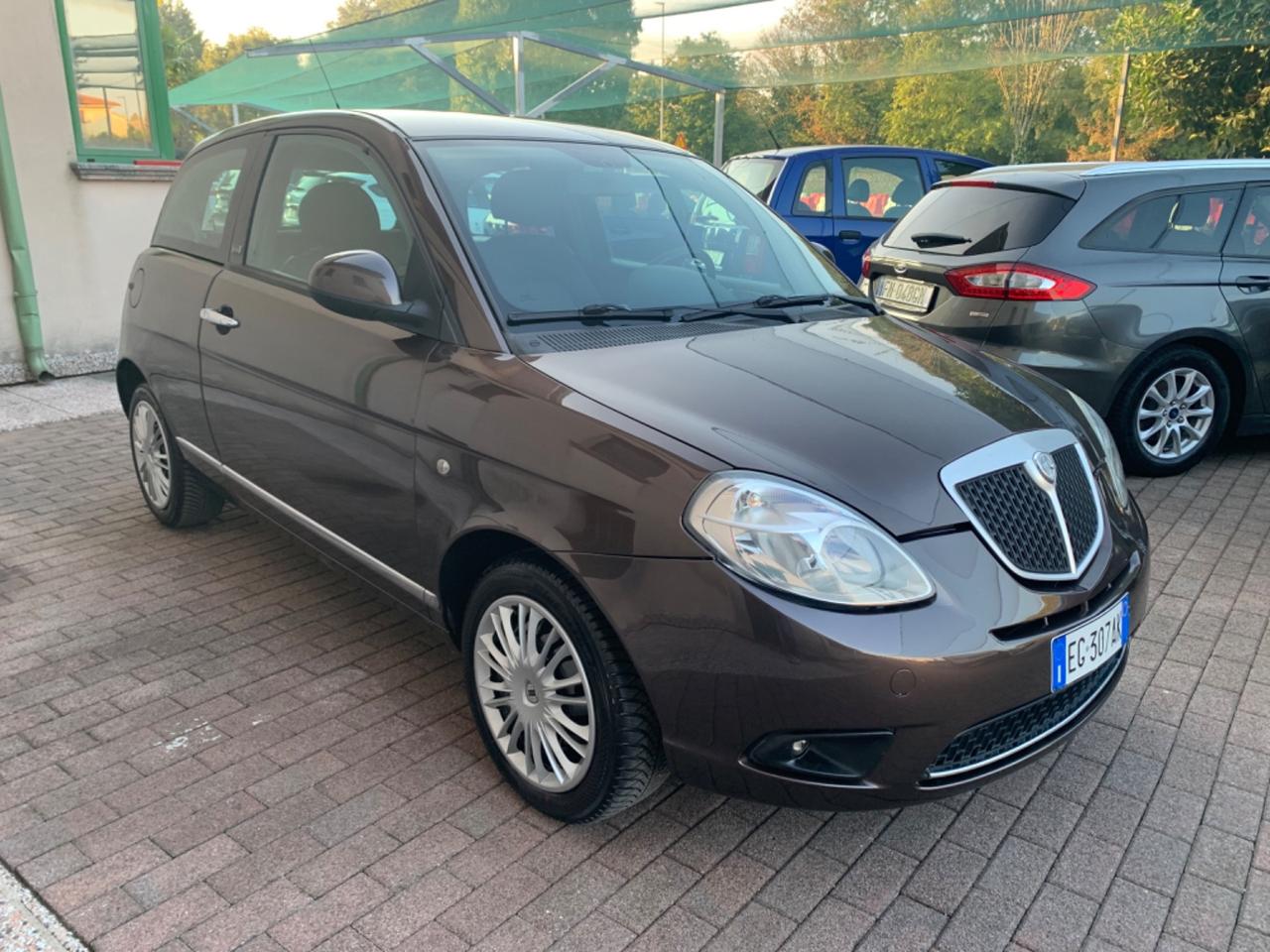 Lancia Ypsilon 1.2 69 CV Diva