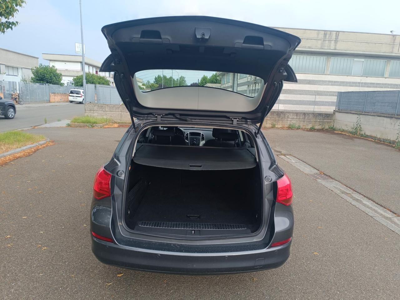 Opel Astra 1.4 benzina SW SOLAMENTE 99.000 KM