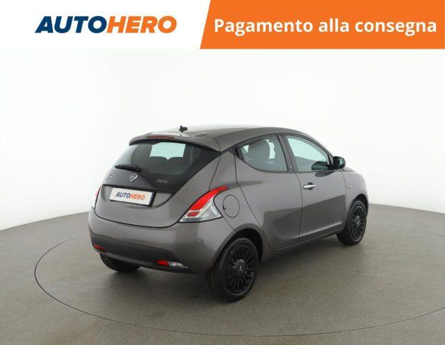 LANCIA Ypsilon 1.0 FireFly 5 porte S&S Hybrid Ecochic Silver