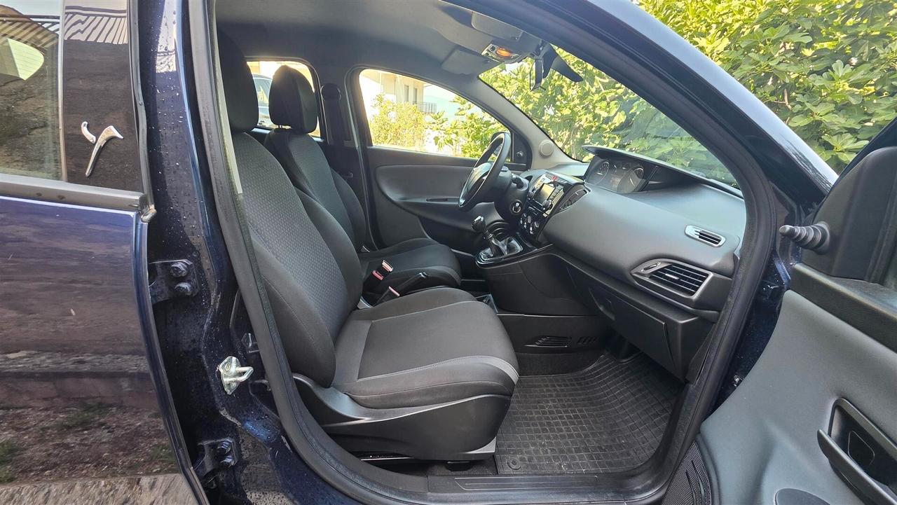 Lancia Ypsilon 1.3 MJT 16V 95 CV 5 porte S&S Unyca