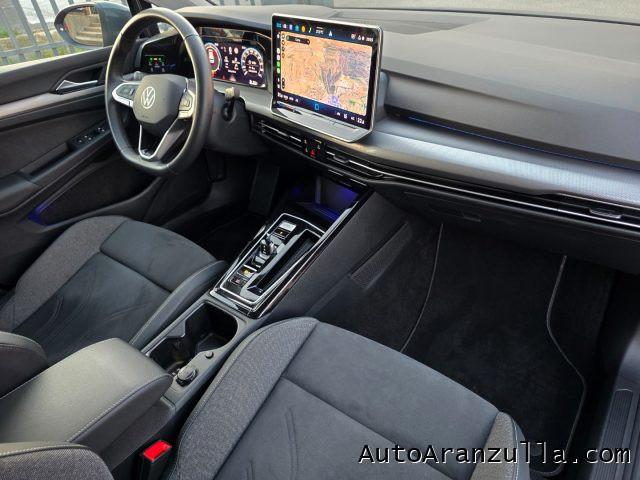 VOLKSWAGEN Golf NEW 8.5 2.0 TDI 150CV DSG Style Virtual Pro