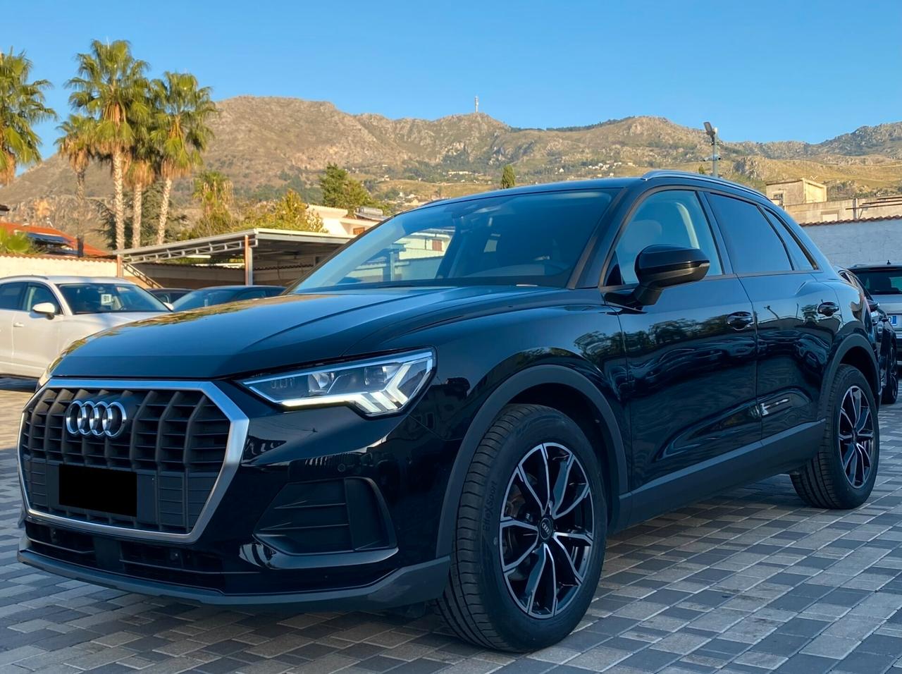 Audi Q3 Business 2.0 TDI 150CV s-tronic 35